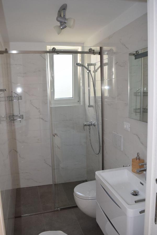 Apartments Eta Đảo Đảo Cres Ngoại thất bức ảnh