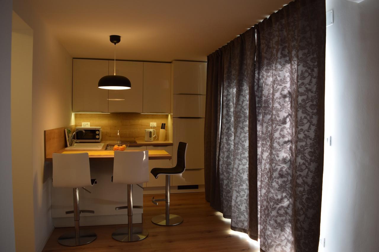 Apartments Eta Đảo Đảo Cres Ngoại thất bức ảnh